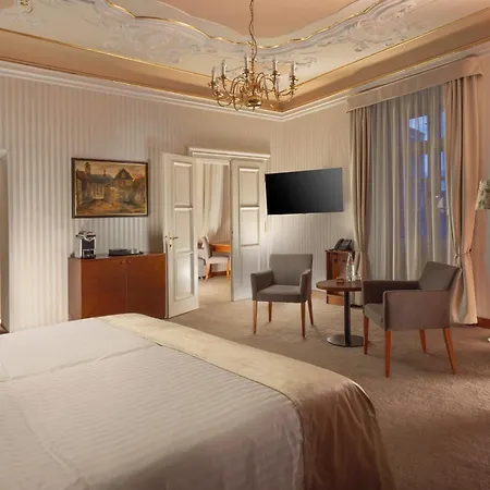 Pod Vezi 4* Praga