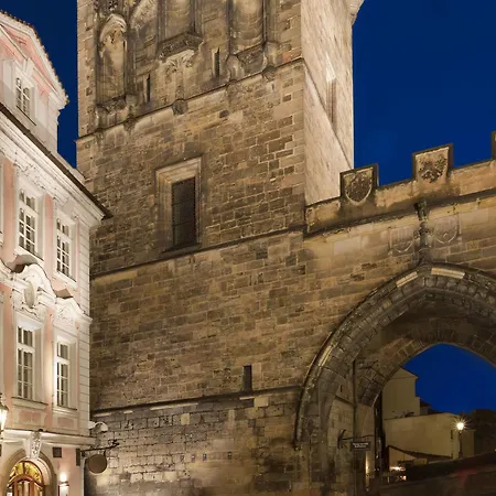 Pod Vezi 4* Praga