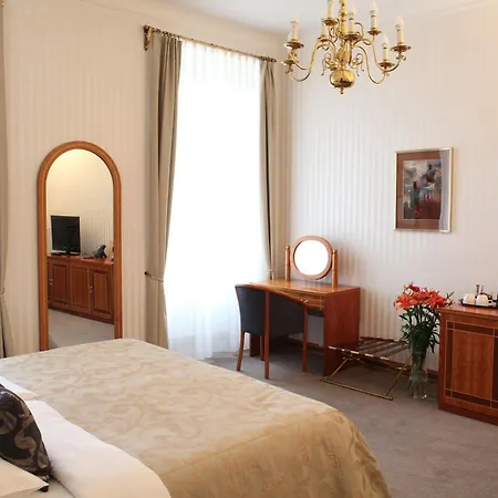 Pod Vezi 4* Praga