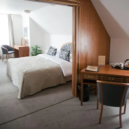 Pod Vezi 4* Prague