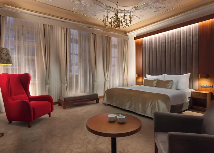 Pod Věží Hotel