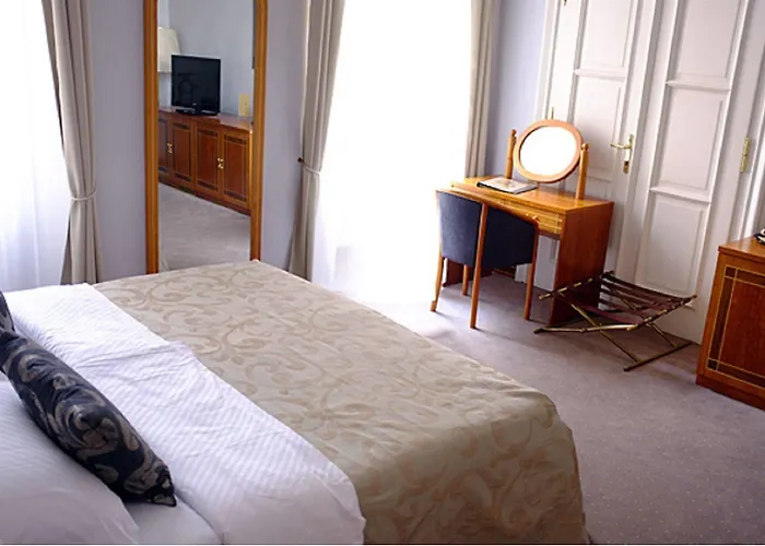 Pod Věží Hotel 4*